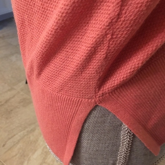 New - LOFT sweater - Picture 3 of 3